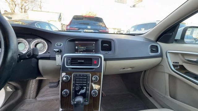 2012 Volvo S60 2nd Gen - Image 14 of 16