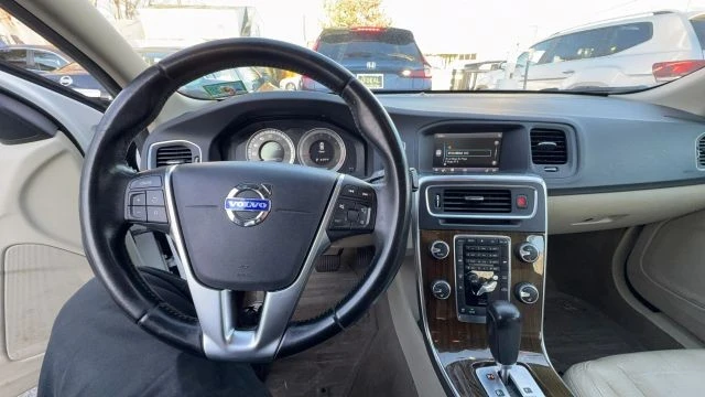 2012 Volvo S60 2nd Gen - Image 9 of 16