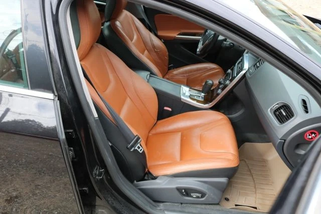 2012 Volvo S60 2nd Gen - Image 11 of 15