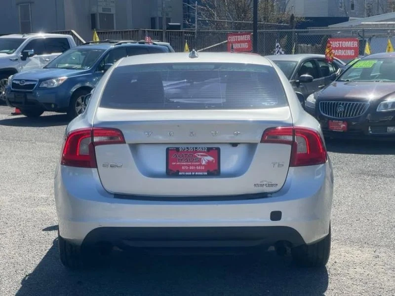 2012 Volvo S60 2nd Gen - Image 5 of 12