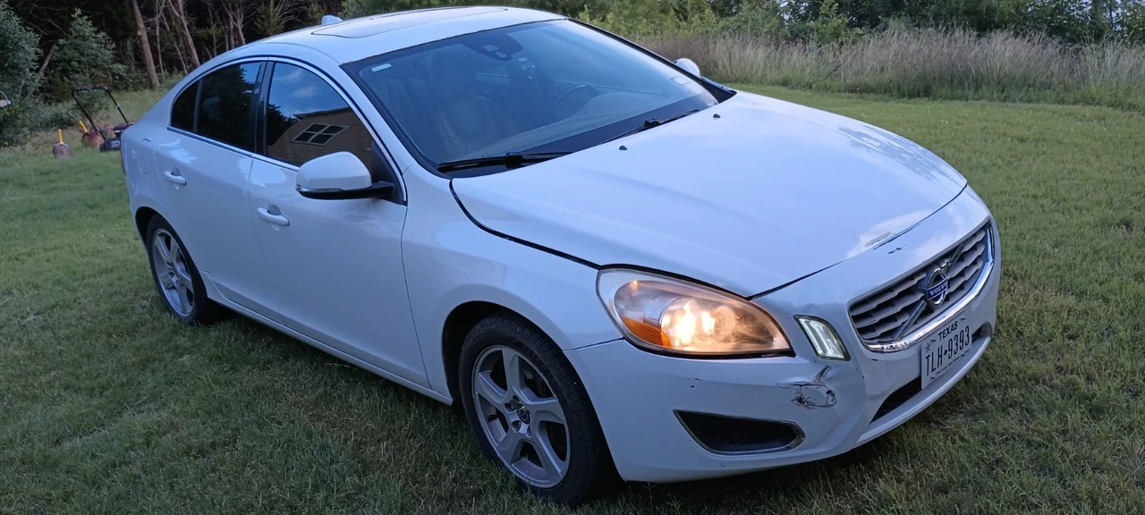 2012 Volvo S60 2nd Gen - Image 2 of 24