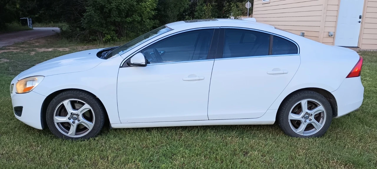2012 Volvo S60 2nd Gen - Image 9 of 24