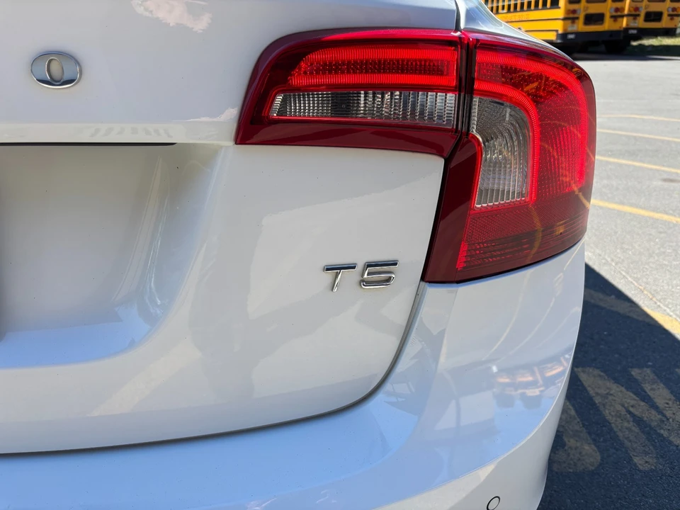 2012 Volvo S60 2nd Gen - Image 23 of 31