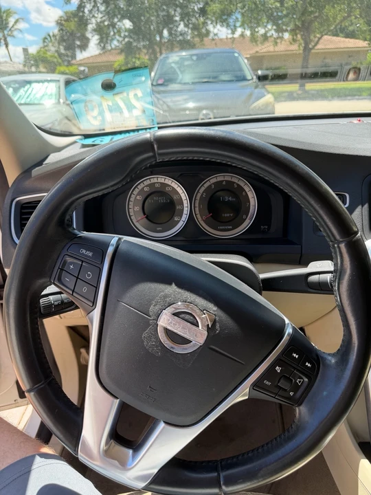 2012 Volvo S60 2nd Gen - Image 8 of 9
