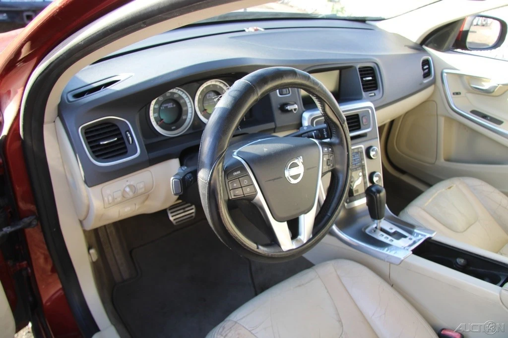 2012 Volvo S60 2nd Gen - Image 13 of 21