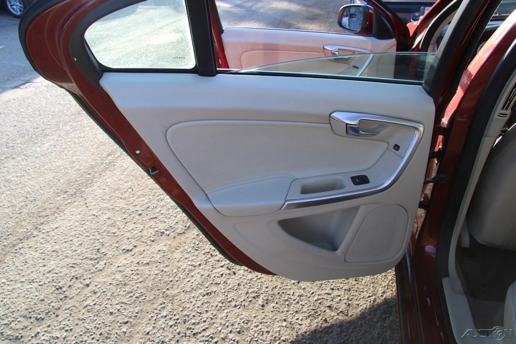 2012 Volvo S60 2nd Gen - Image 18 of 21