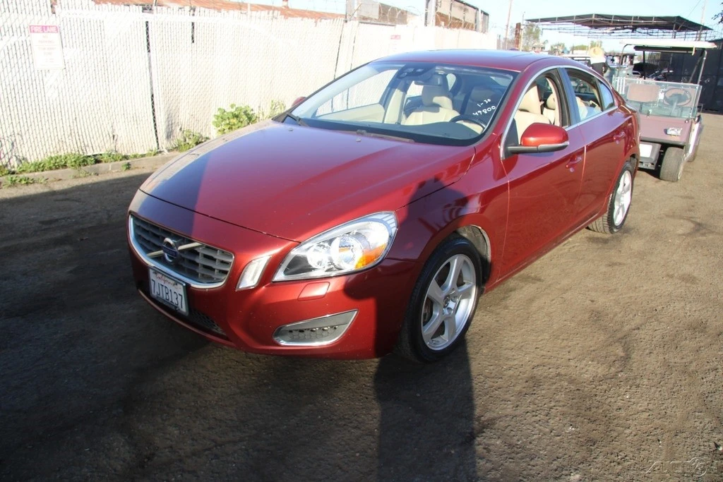 2012 Volvo S60 2nd Gen - Image 8 of 21