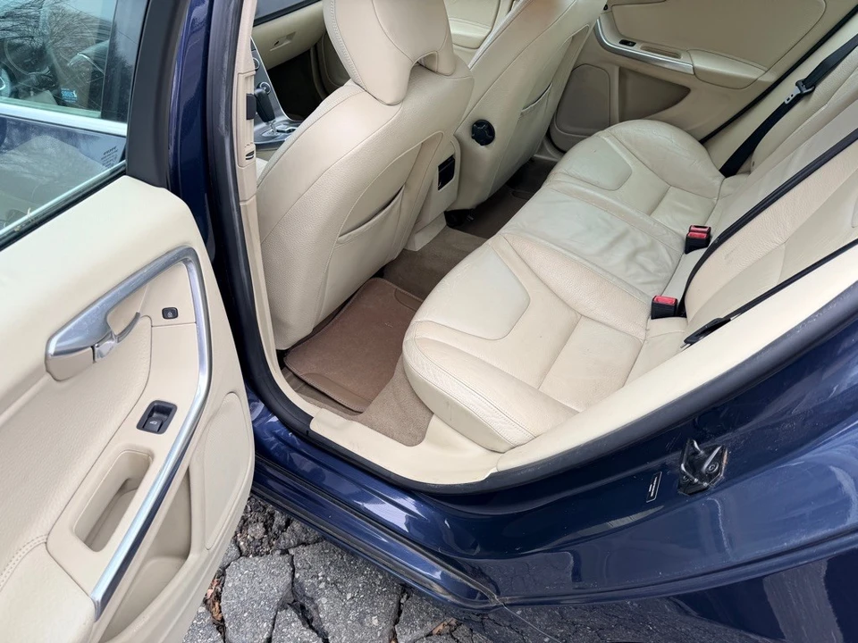 2012 Volvo S60 2nd Gen - Image 14 of 20