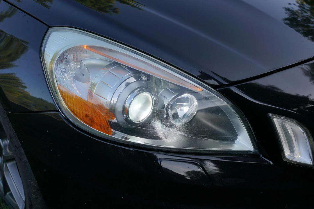 2012 Volvo S60 2nd Gen - Image 17 of 31