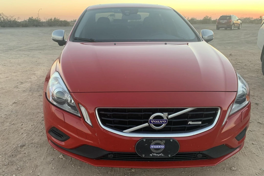 2012 Volvo S60 2nd Gen - Image 2 of 31