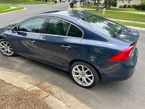 2012 Volvo S60 T6 Sedan 4D