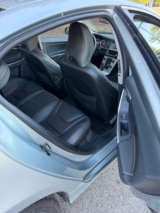 2012 Volvo S60 2nd Gen - Image 14 of 19