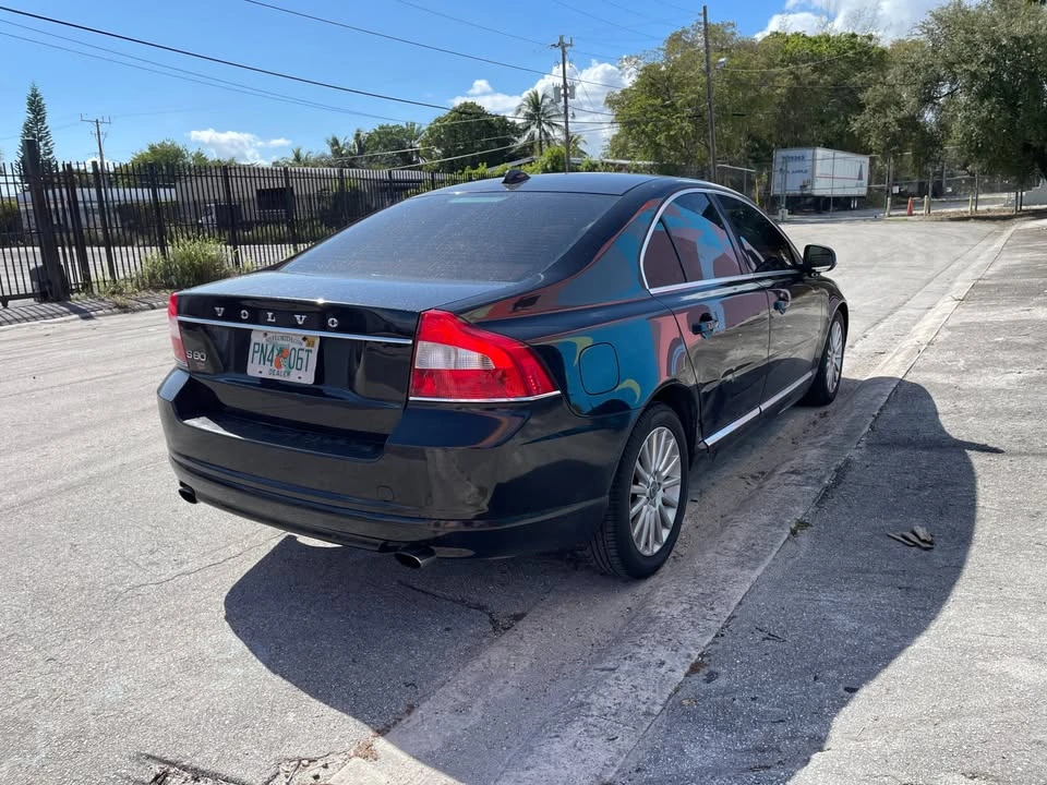 2012 Volvo S80 2nd Gen - Image 5 of 13