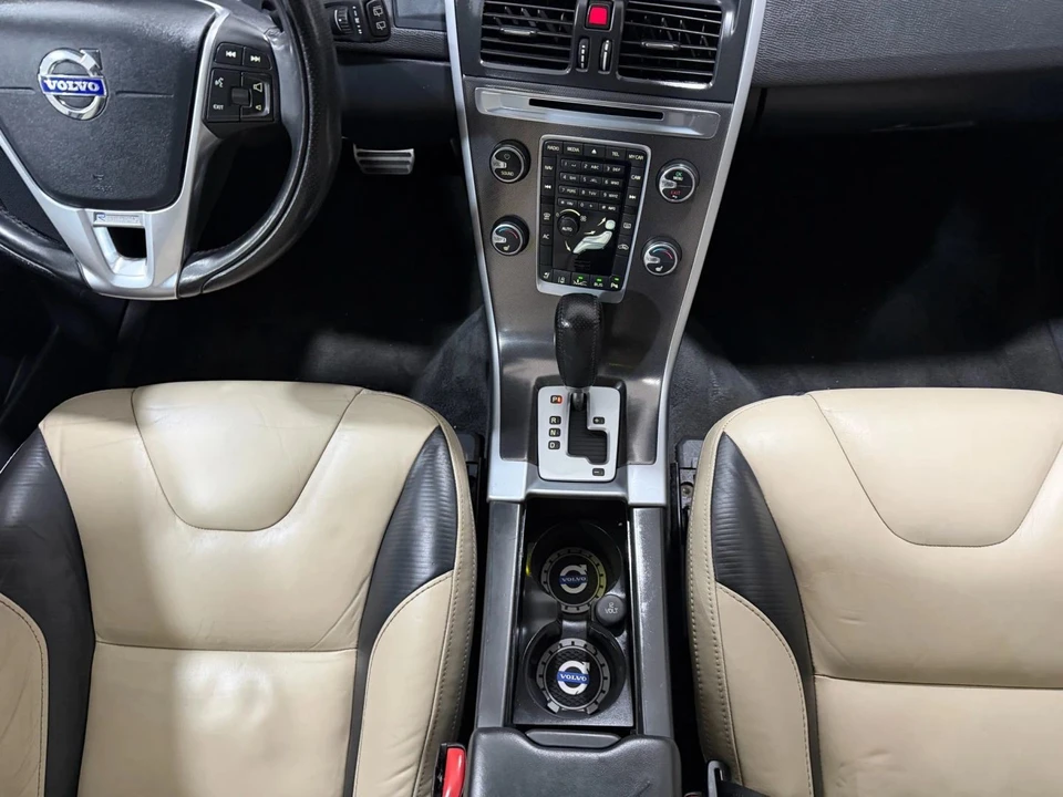 2012 Volvo XC60 1st Gen - Image 15 of 19