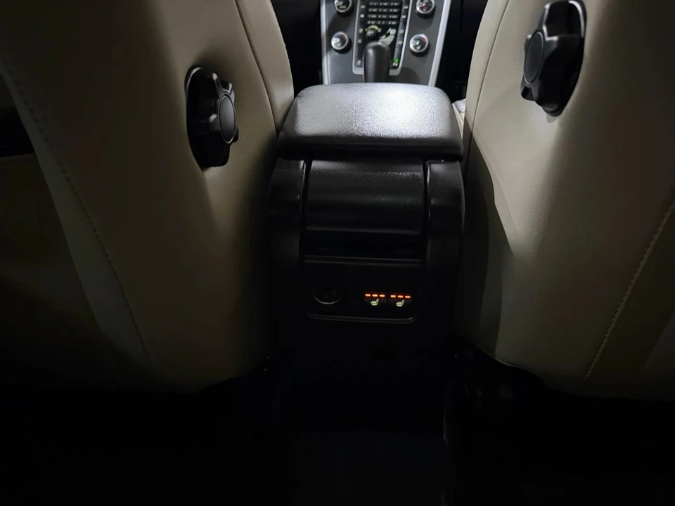2012 Volvo XC60 1st Gen - Image 9 of 19