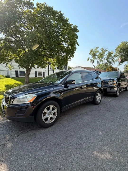 2012 Volvo XC60 1st Gen - Image 2 of 8