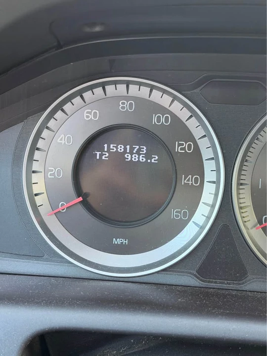 2012 Volvo XC60 1st Gen - Image 5 of 8