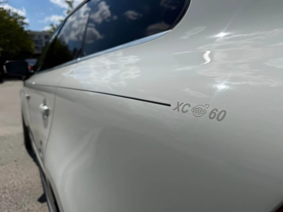 2012 Volvo XC60 1st Gen - Image 8 of 19