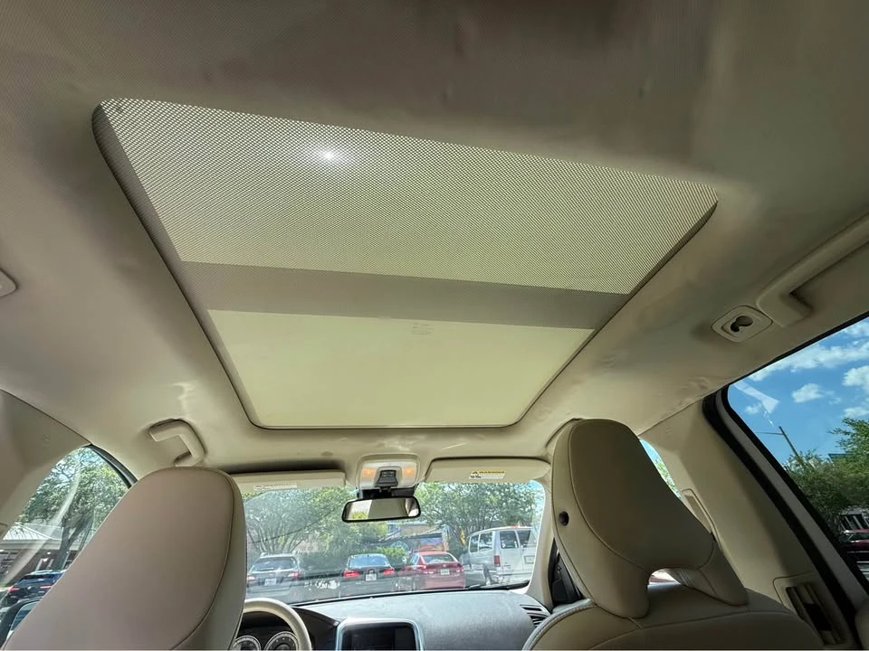 2012 Volvo XC60 1st Gen - Image 11 of 19