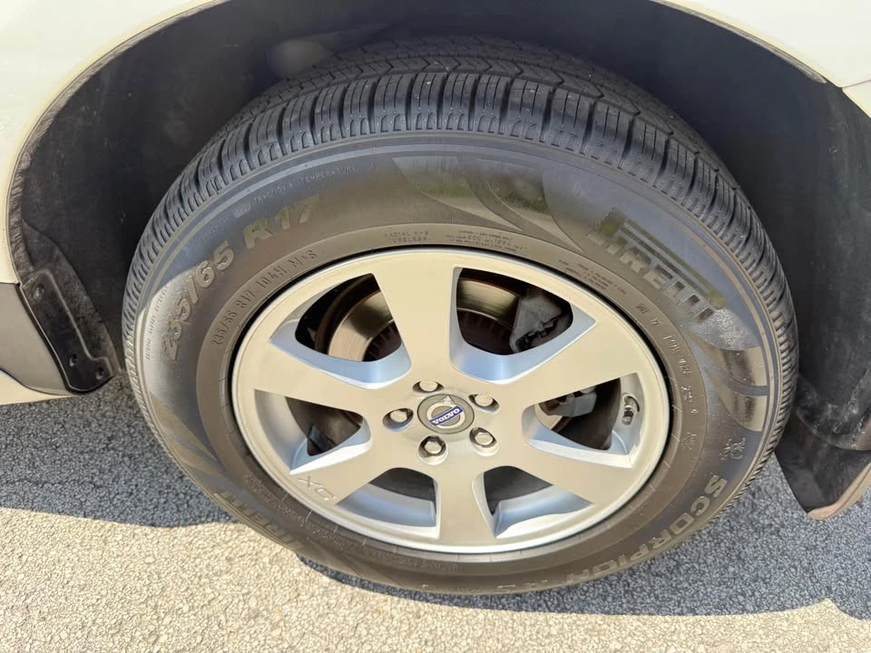 2012 Volvo XC60 1st Gen - Image 10 of 19
