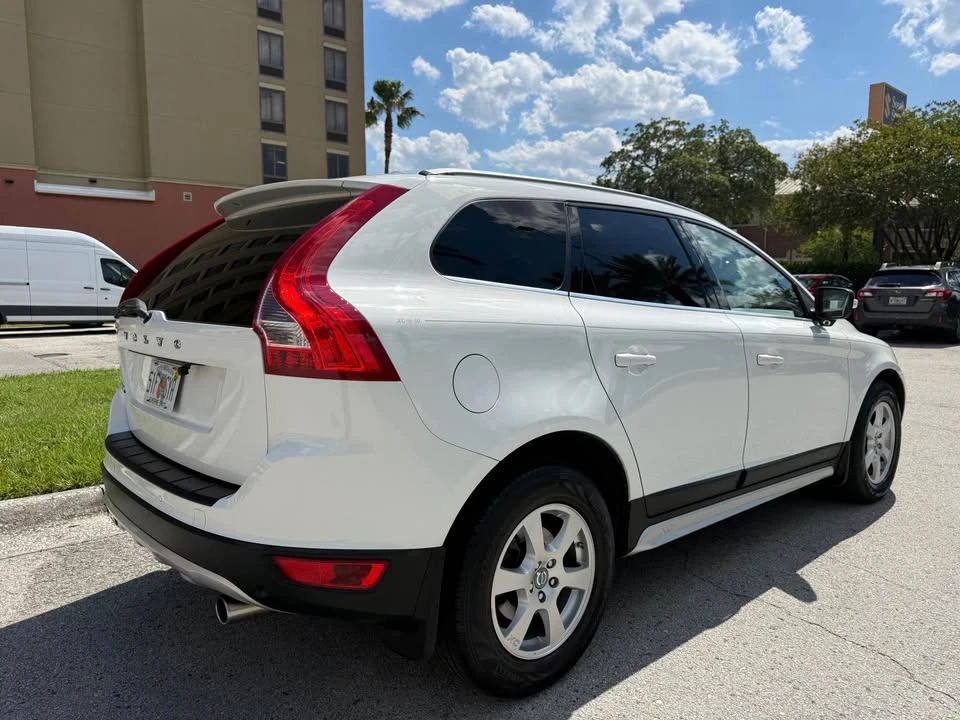 2012 Volvo XC60 1st Gen - Image 4 of 19