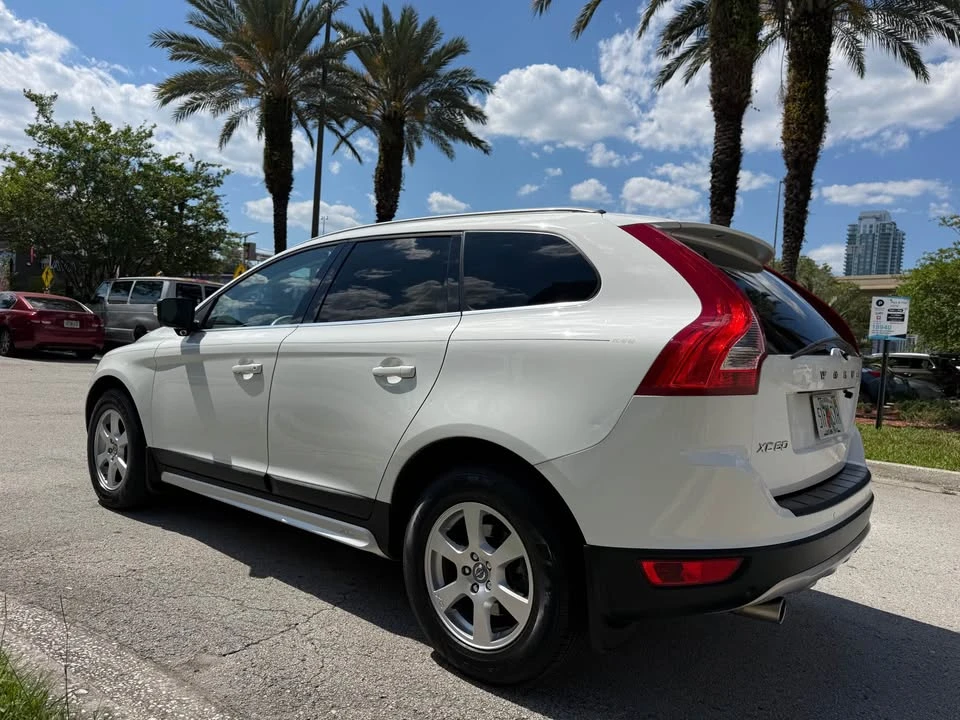 2012 Volvo XC60 1st Gen - Image 5 of 19