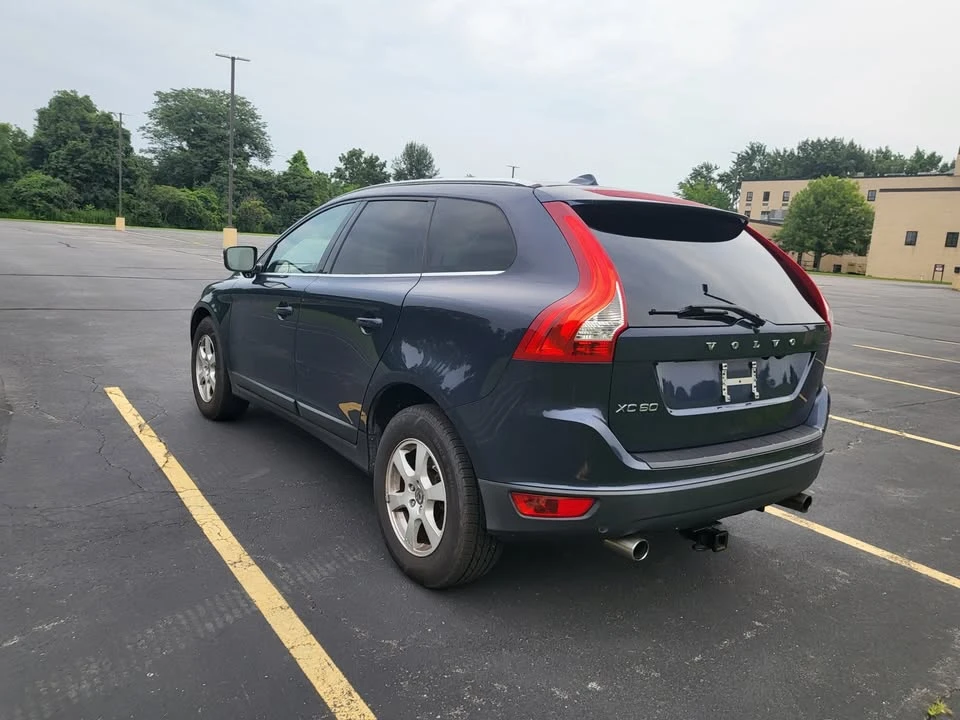 2012 Volvo XC60 1st Gen - Image 4 of 17