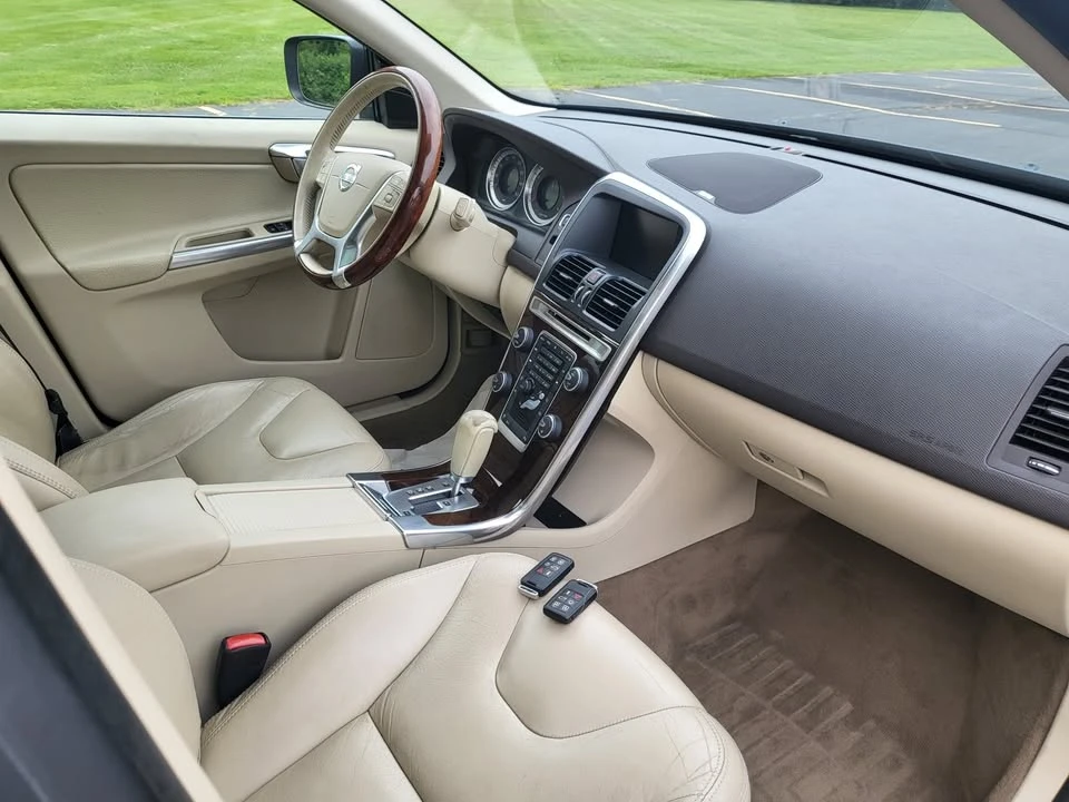 2012 Volvo XC60 1st Gen - Image 6 of 17