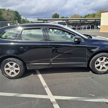 2012 Volvo XC60 3.2 Sport Utility 4D