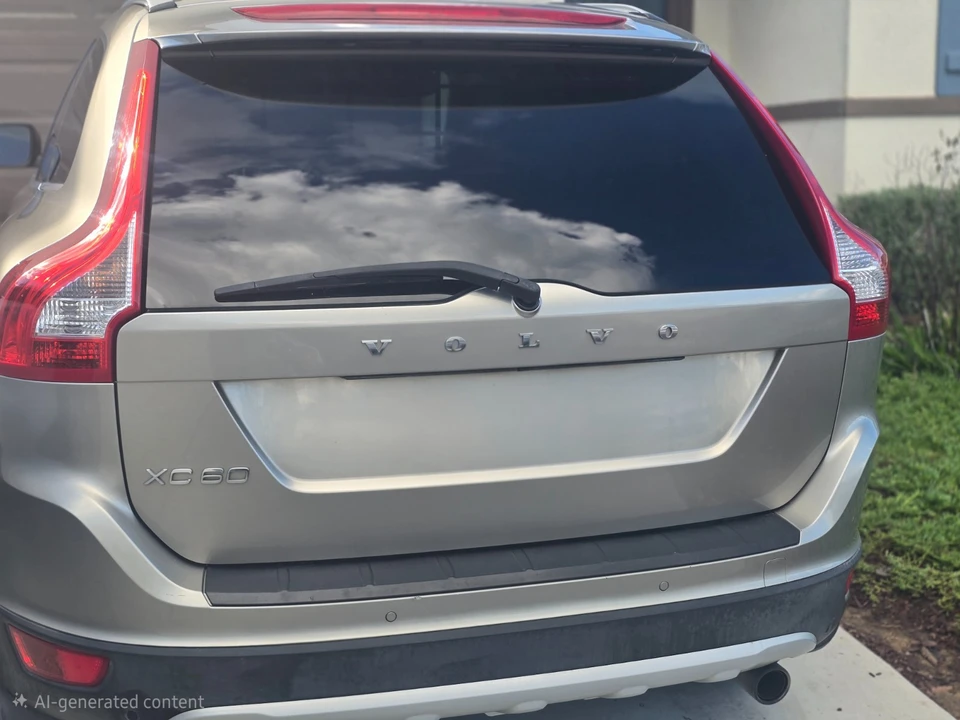 2012 Volvo XC60 1st Gen - Image 3 of 9