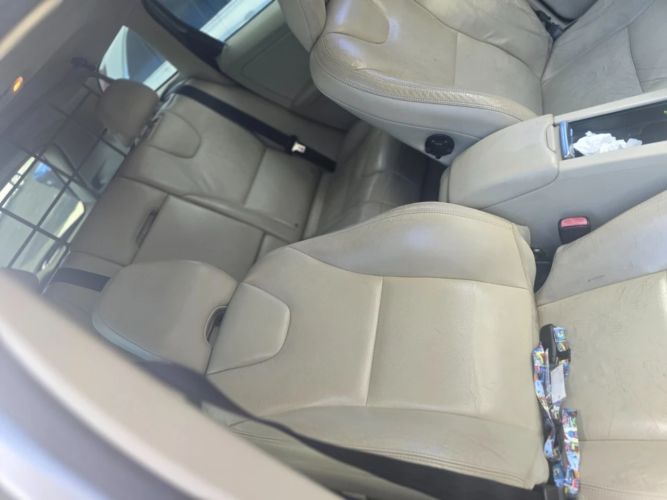 2012 Volvo XC60 1st Gen - Image 4 of 9