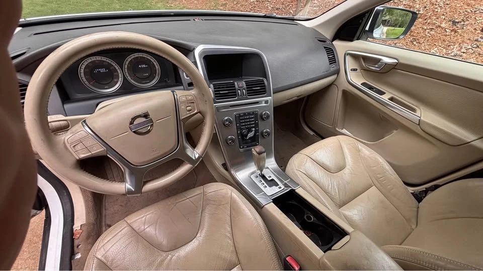 2012 Volvo XC60 1st Gen - Image 6 of 9