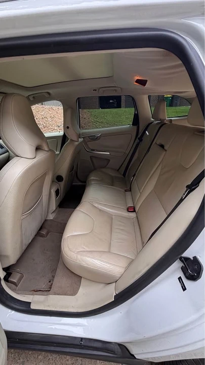 2012 Volvo XC60 1st Gen - Image 8 of 9