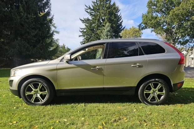 2012 Volvo XC60 1st Gen - Image 3 of 8