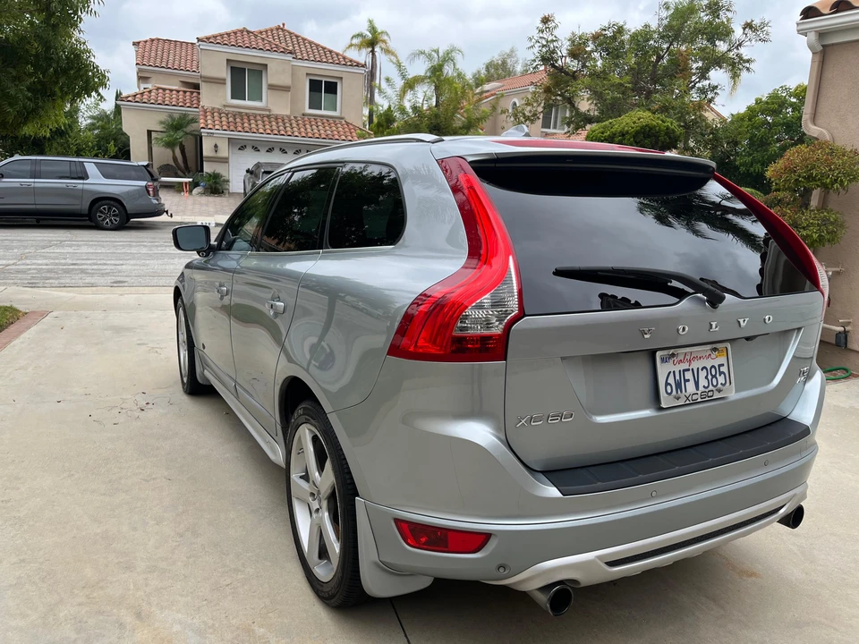 2012 Volvo XC60 1st Gen - Image 9 of 31
