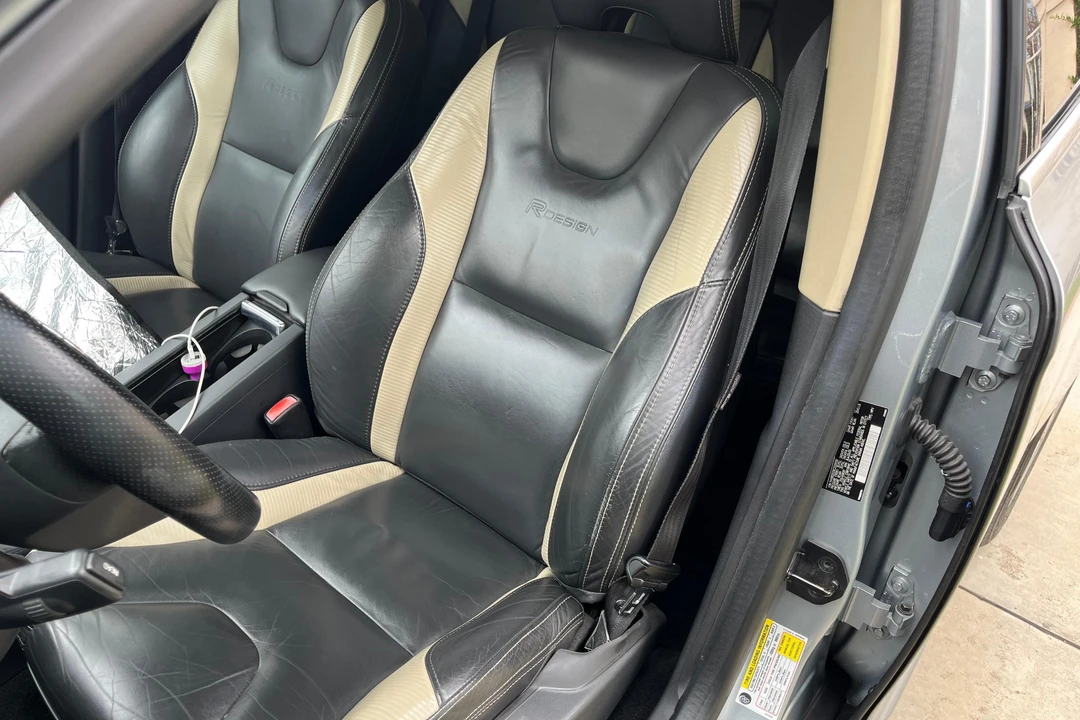 2012 Volvo XC60 1st Gen - Image 25 of 31