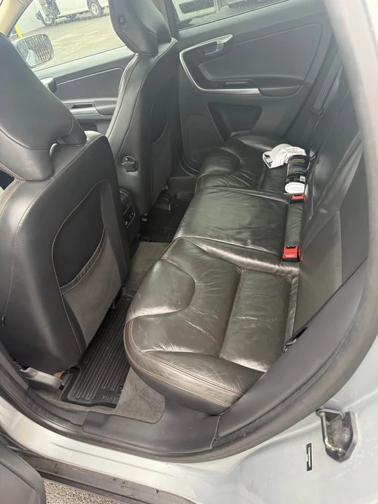 2012 Volvo XC60 1st Gen - Image 9 of 10