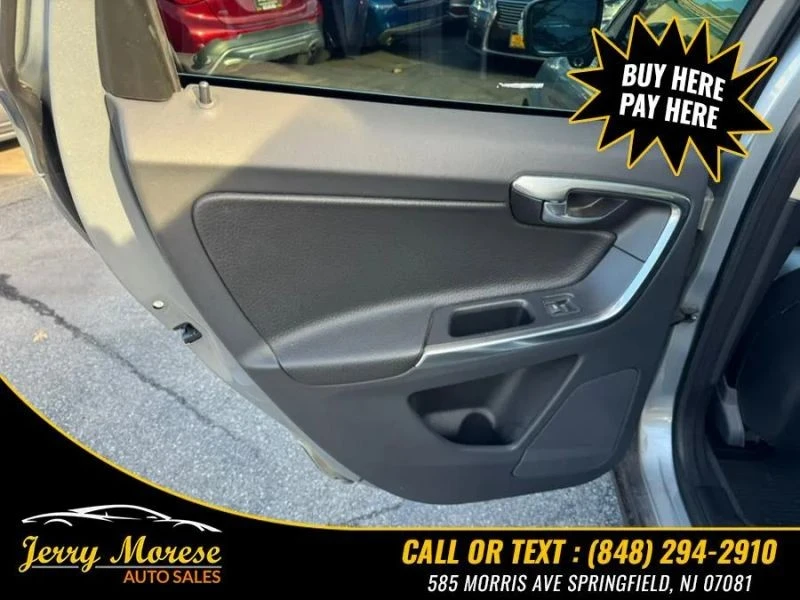 2012 Volvo XC60 1st Gen - Image 11 of 12