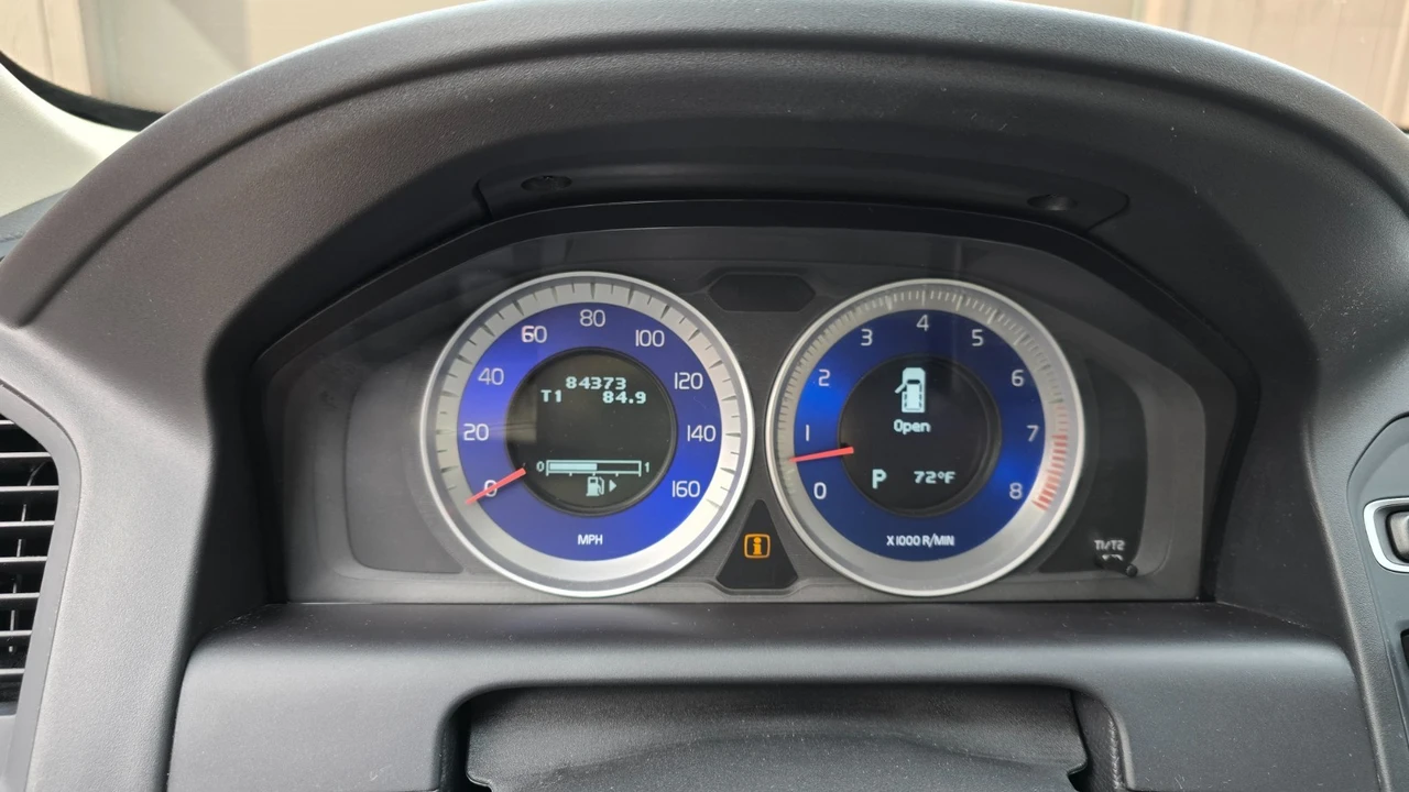 2012 Volvo XC60 1st Gen - Image 8 of 21