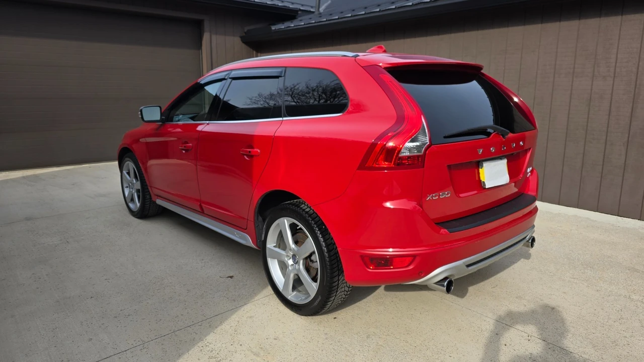 2012 Volvo XC60 1st Gen - Image 2 of 21