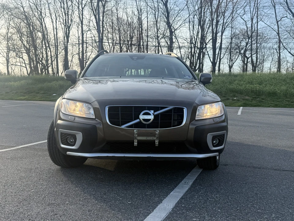 2012 Volvo XC70 3rd Gen - Image 5 of 21