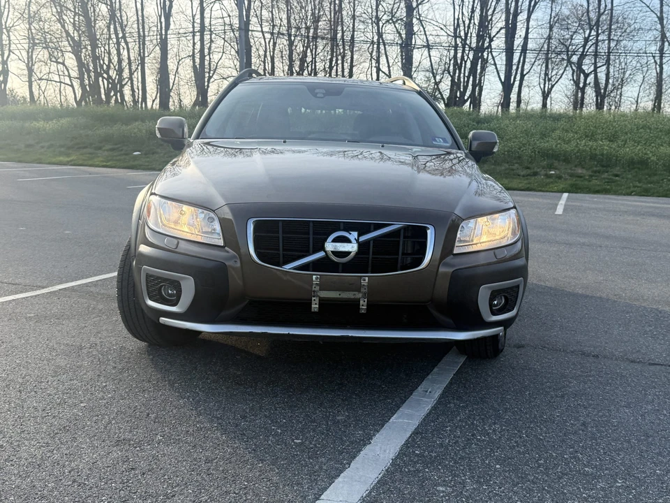 2012 Volvo XC70 3rd Gen - Image 4 of 21