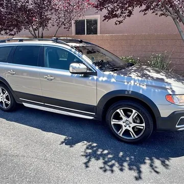 2012 Volvo XC70 3.2 Wagon 4D