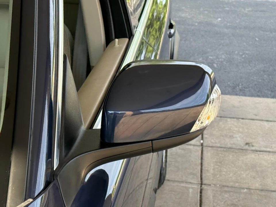 2012 Volvo XC70 3rd Gen - Image 28 of 31