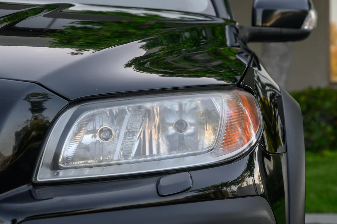 2012 Volvo XC70 3rd Gen - Image 25 of 31