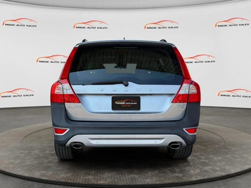 2012 Volvo XC70 3rd Gen - Image 7 of 12