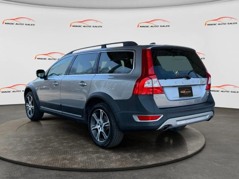 2012 Volvo XC70 3rd Gen - Image 6 of 12