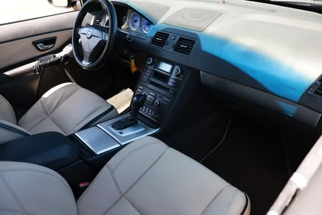 2012 Volvo XC90 1st Gen - Image 17 of 19