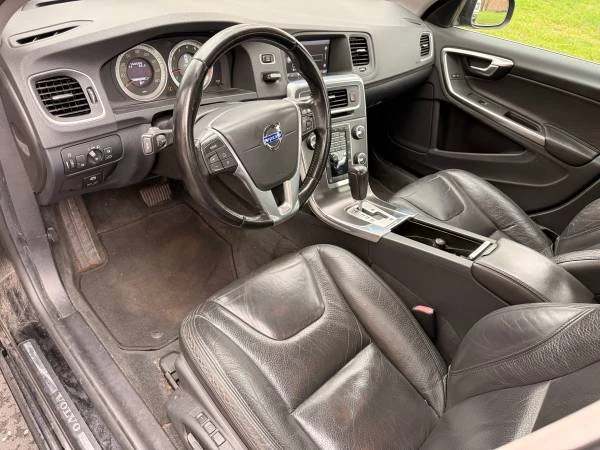 2012 Volvo S60 2nd Gen - Image 5 of 11