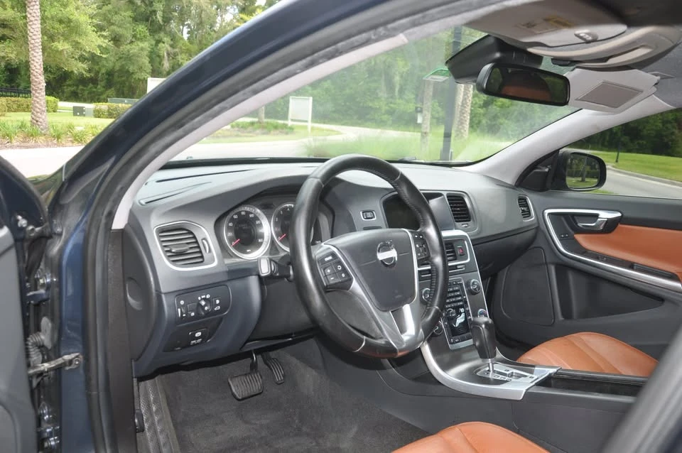 2012 Volvo S60 2nd Gen - Image 11 of 20